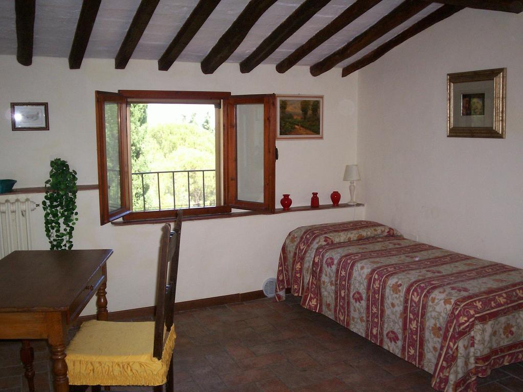 Podere Il Caggio Rooms San Gimignano Chambre photo